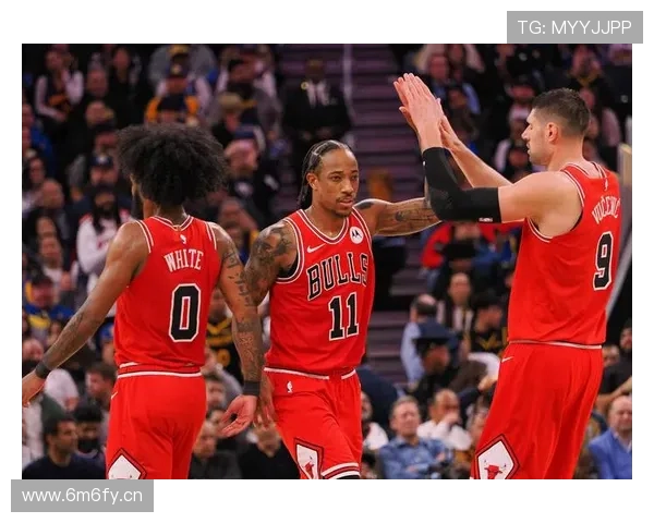 罗斯拒绝公牛立雕像反对个人崇拜 罗斯拒绝公牛立雕像反对个人崇拜